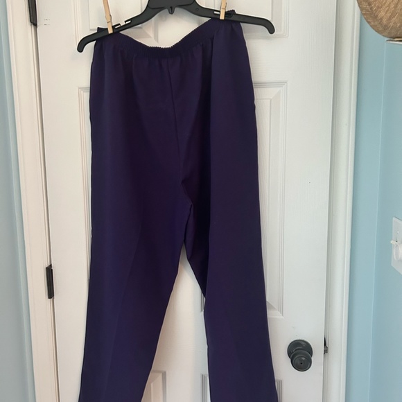 Bonworth purple pull up work pants. 1X. Excellent condition - Picture 2 of 4